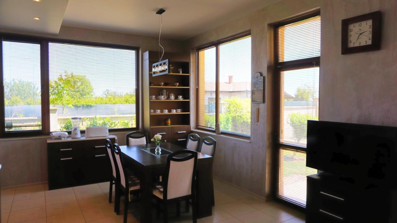 Вила Силва - Villa Silva บุลกาเรโว ภายนอก รูปภาพ